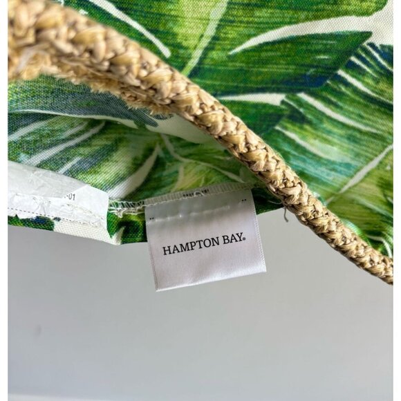 Hampton Bay Tropical Palms Indoors Outdoor Two Pillows Green Leaves Size 20"x20" - Picture 3 of 6